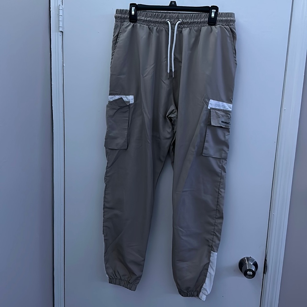 Cream and white joggers by Boohoo man